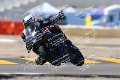 media/Oct-09-2022-SoCal Trackdays (Sun) [[95640aeeb6]]/Turn 2 (1110am)/